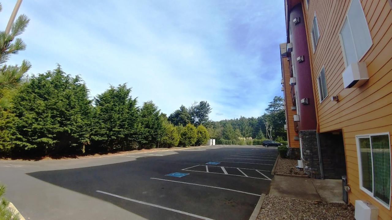 Palace Inn & Suites Lincoln City Luaran gambar